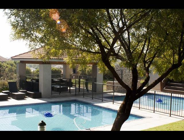 3 BEDROOM DUPLEX TO LET IN FOURWAYS